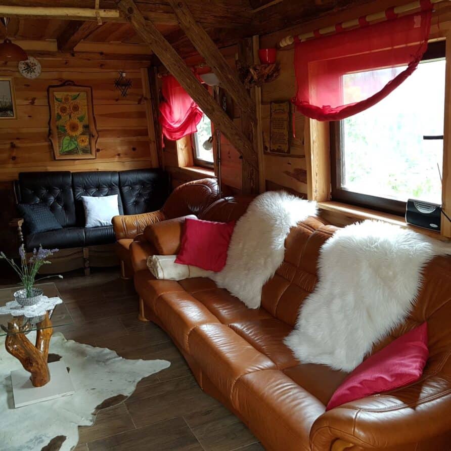Holidayhome Slovenia Susje Livingroom (3)